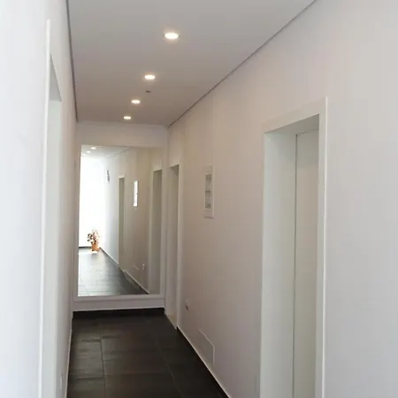 Keli * Εξαμίλιο