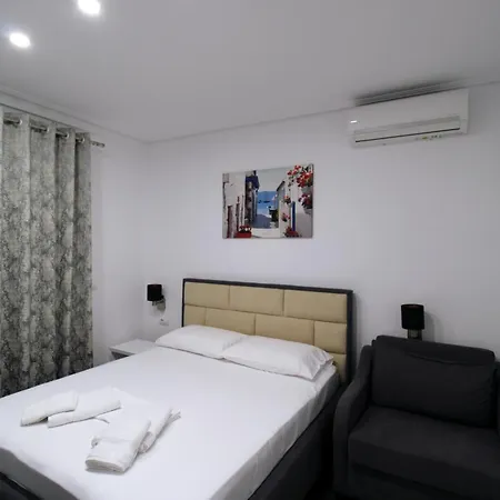 Keli Hotel *